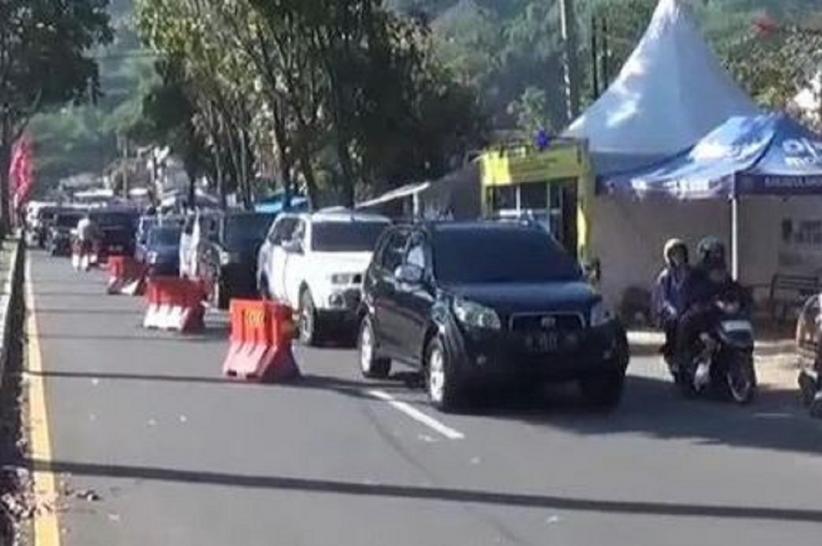 Kawasan Ciwidey Diserbu Wisatawan, Polisi Siapkan One Way Situasional