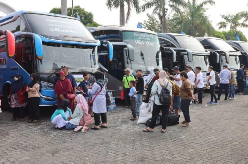 Gratis! 4.181 Warga Jateng Kembali ke Perantauan Naik 84 Bus Disiapkan Pemprov