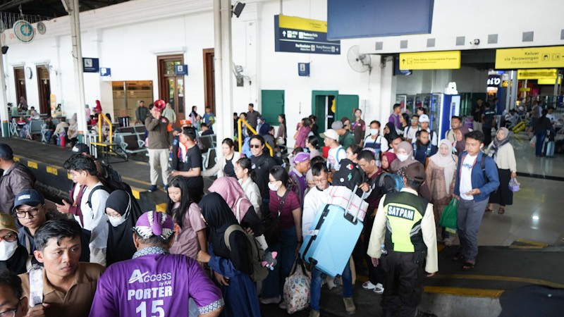 Okupansi KA Jarak Jauh Tembus 118 Persen Selama Mudik 2026 - Bagian 2