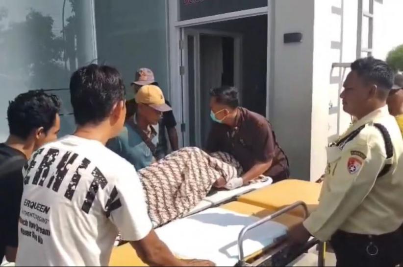 Tragis! Penumpang Ojek Tewas Jatuh dari Motor di Karawang, Diduga Sakit saat Perjalanan