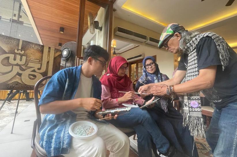 Karya Seni Lukis dari Limbah Kulit Telur - Bagian 2