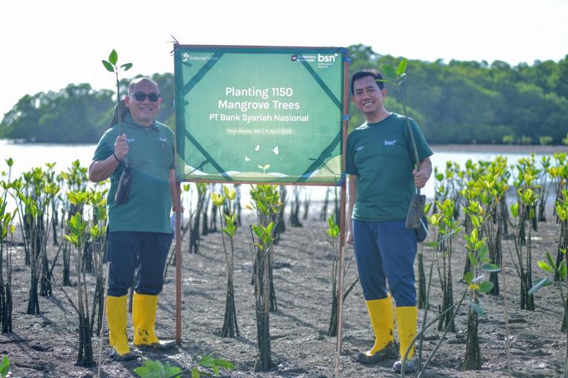 Peringatan Hari Bumi Sedunia, 1.150 Bibit Mangrove Ditanam di Teluk Benoa Bali - Bagian 3