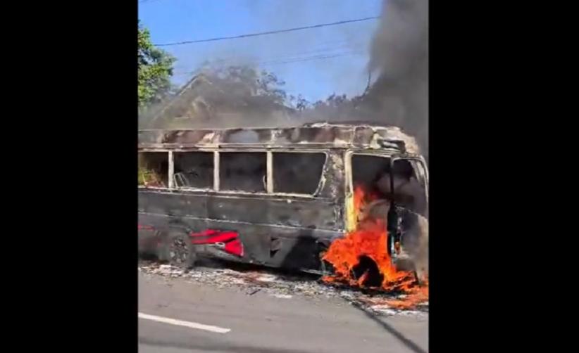 Kronologi Minibus L300 Angkut Puluhan Emak-Emak Terbakar di Jember, Sopir Teriak Api