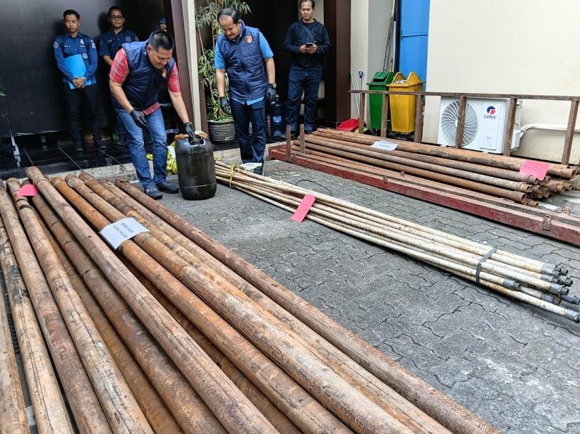 Polda Jateng Ungkap Jaringan Pengeboran Minyak Ilegal di Blora dan Rembang - Bagian 2