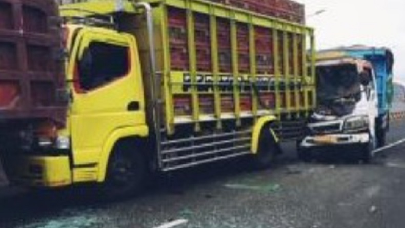 Sopir Kurang Konsentrasi, 3 Truk Kecelakaan Beruntun di Pemalang