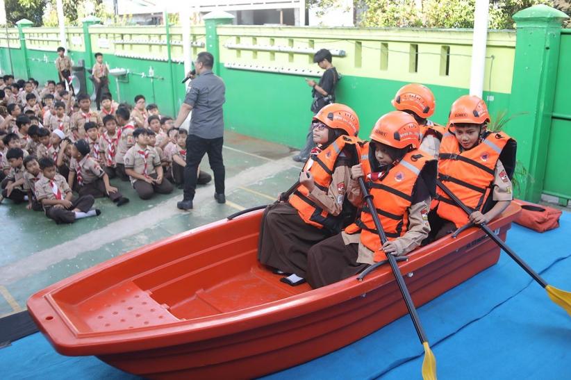 Simulasi Bencana Tanamkan Kesadaran Evakuasi Sejak Usia Dini - Bagian 2