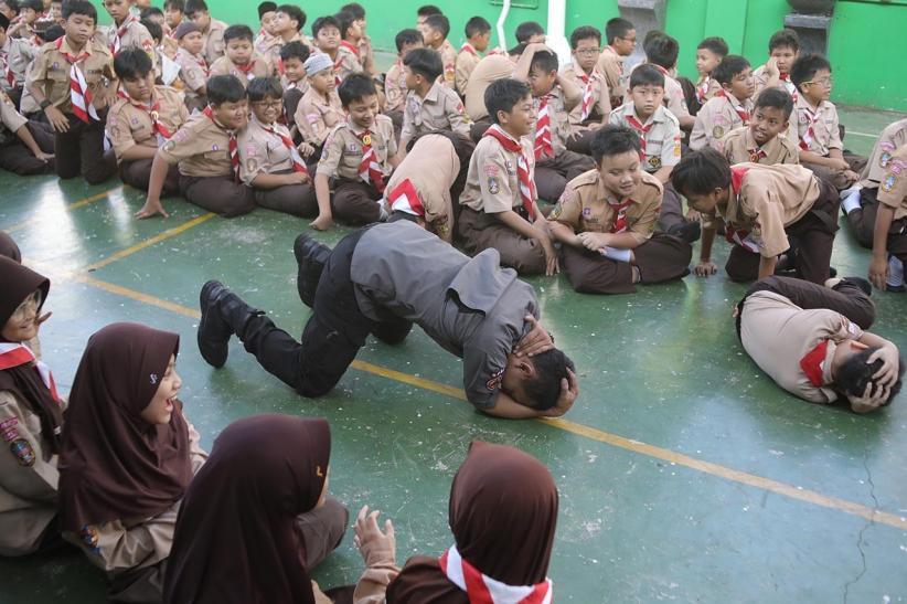 Simulasi Bencana Tanamkan Kesadaran Evakuasi Sejak Usia Dini - Bagian 1