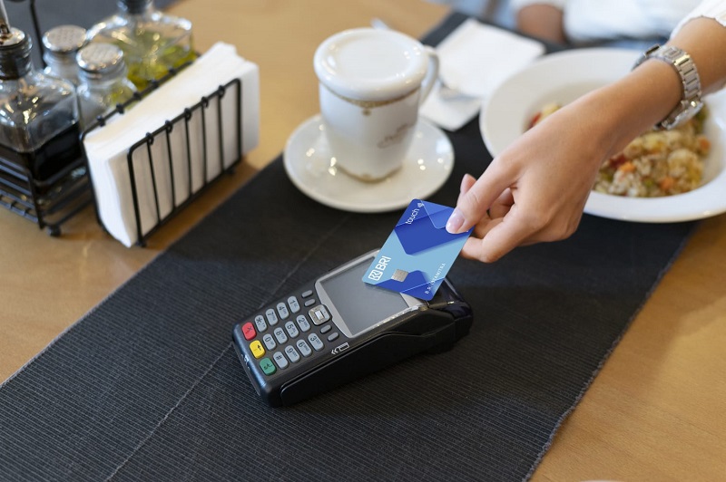 BRI Hadirkan Promo Belanja Luar Negeri dengan Kartu Kredit, Liburan Jadi Makin Hemat