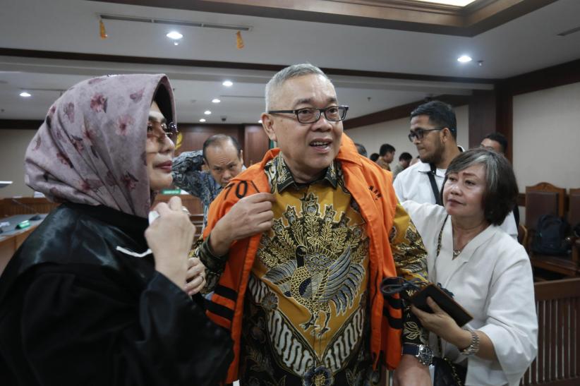 Bacakan Pleidoi, Terdakwa Kasus Dugaan Korupsi LNG Hari Karyuliarto Minta Bebas Murni - Bagian 3