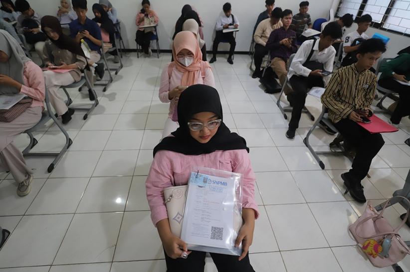 Melihat Persiapan Calon Mahasiswa Ikuti UTBK SNBT 2026 di UPN Veteran Jakarta - Bagian 2