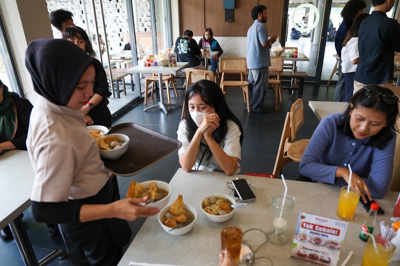 Transformasi Digital Jadi Kunci Ketahanan Bisnis Kuliner Legendaris BLTS - Bagian 4