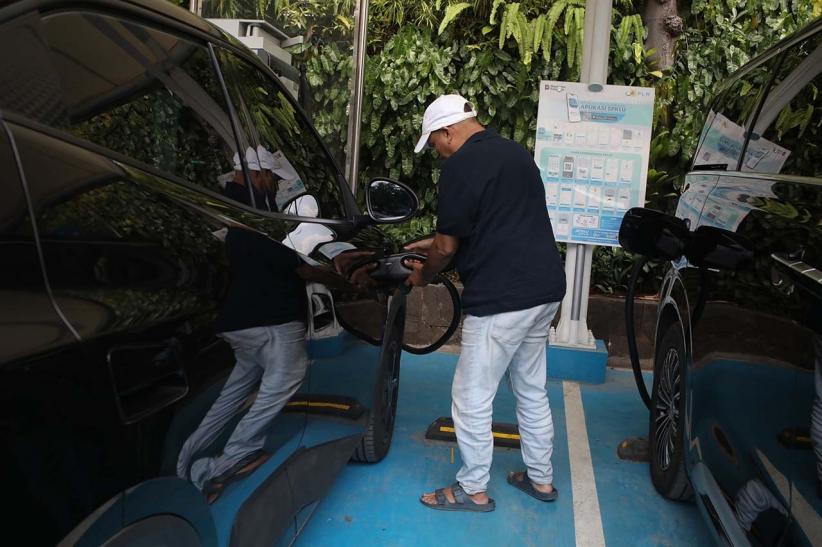 Kendaraan Listrik Tak Lagi Bebas Pajak, Pemerintah Ubah Skema PKB dan BBNKB - Bagian 2