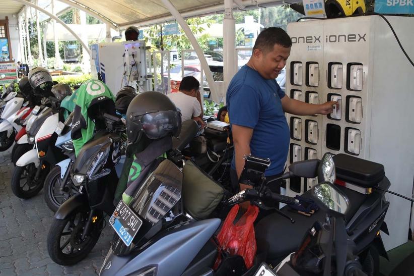 Kendaraan Listrik Tak Lagi Bebas Pajak, Pemerintah Ubah Skema PKB dan BBNKB - Bagian 3