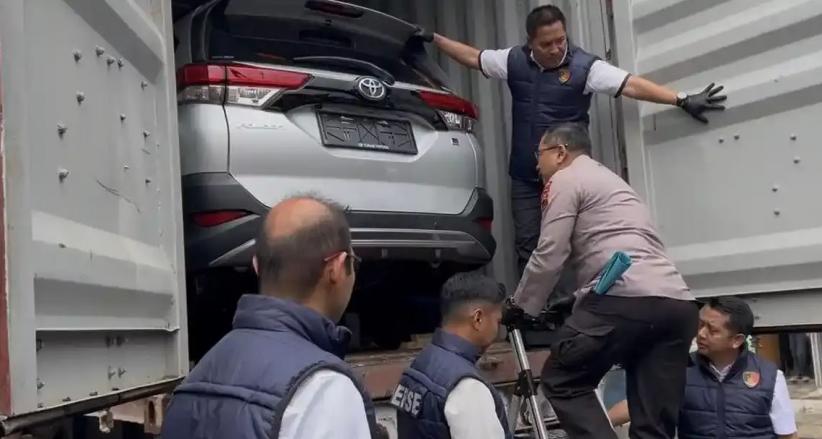 Polda Jateng Bongkar Penyelundupan 1.727 Kendaraan ke Timor Leste Senilai Rp50 Miliar