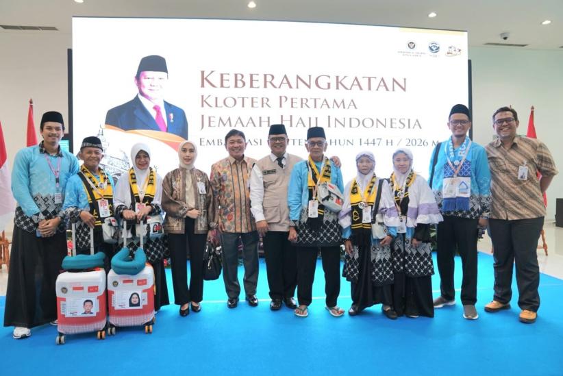 Pelepasan Jemaah Haji Kloter 1 dari Embarkasi Cipondoh - Bagian 2