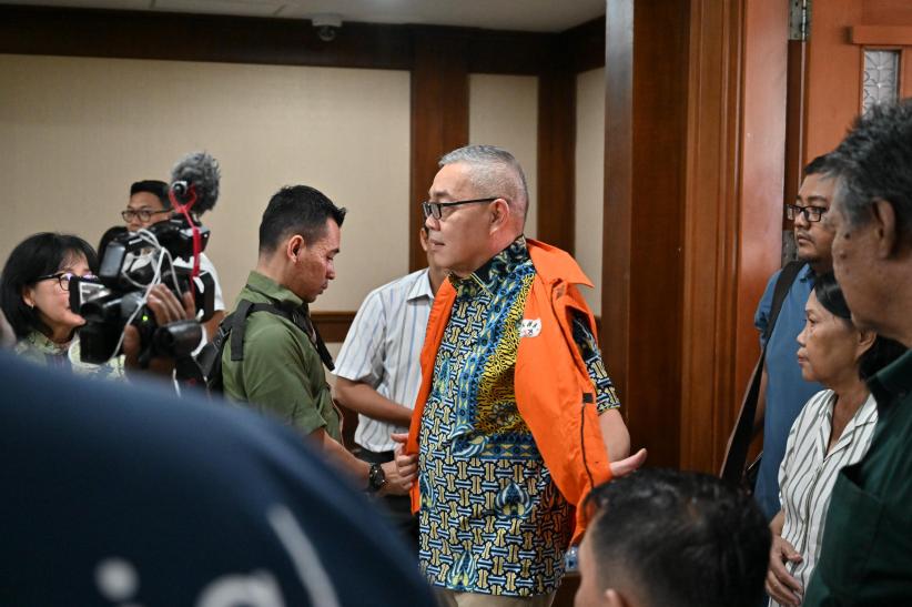 JPU KPK Bacakan Replik pada Sidang Kasus Dugaan Korupsi Pengadaan LNG - Bagian 2