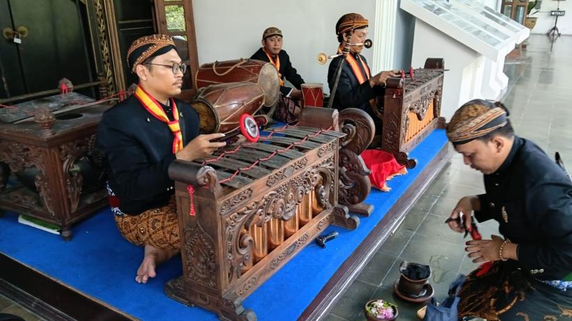 Jalan-Jalan ke Museum Keraton Surakarta di Tengah Revitalisasi - Bagian 5