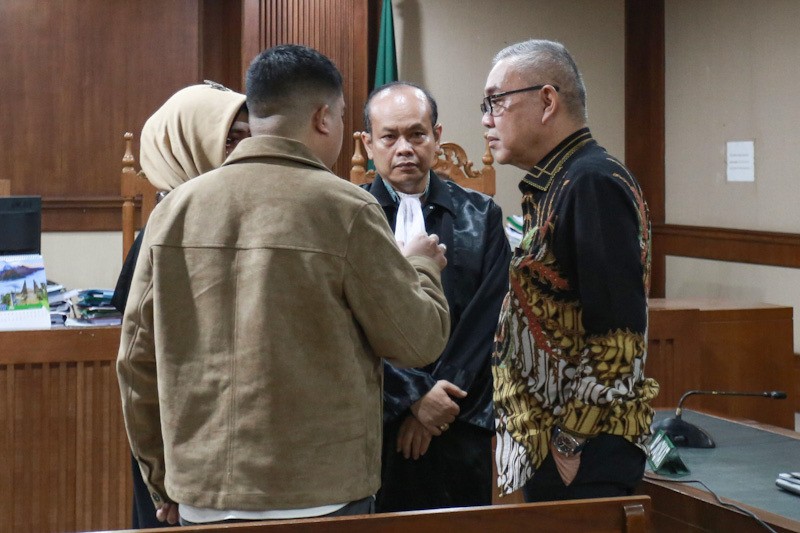 Bacakan Duplik Pribadi, Terdakwa Hari Karyuliarto Tegaskan Tak Ada Aliran Dana - Bagian 3