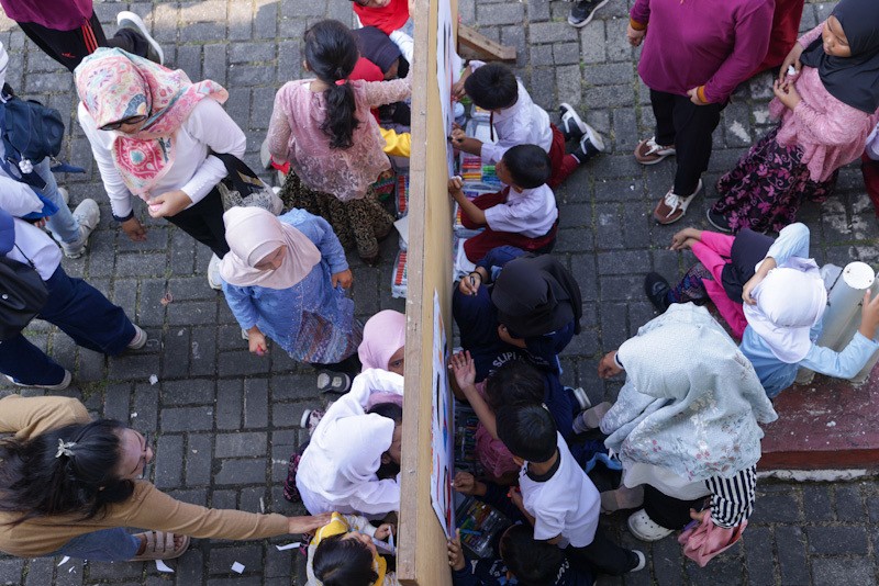 Semangat Para Pelajar SD Sambut Hari Pendidikan Nasional - Bagian 4