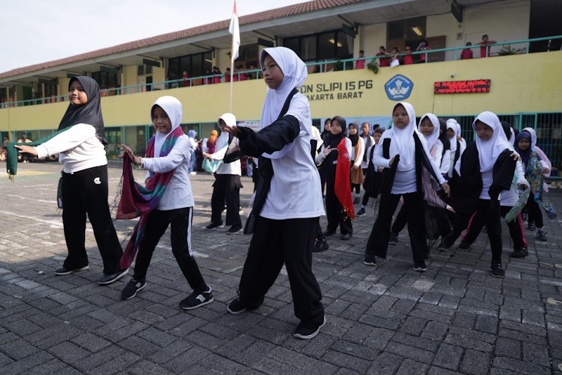 Semangat Para Pelajar SD Sambut Hari Pendidikan Nasional - Bagian 3