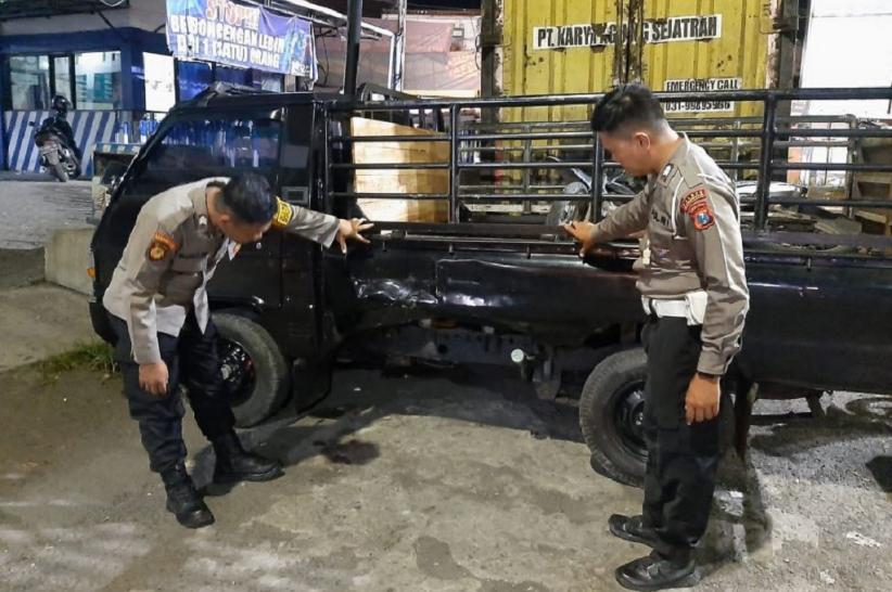 Kecelakaan di Lamongan, Pasutri Boncengan Motor Tewas Tabrakan dengan Pikap