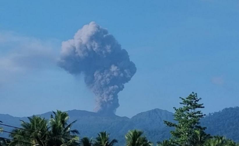 Gunung Dukono Meletus Hari Ini, Semburkan Abu Vulkanik 1.400 Meter