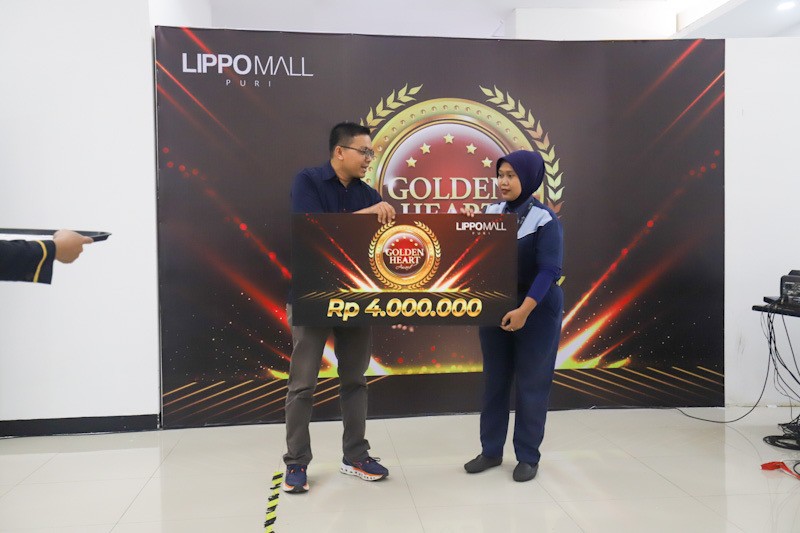 Apresiasi Petugas Frontliner Perkuat Budaya Kejujuran dalam Pelayanan - Bagian 3