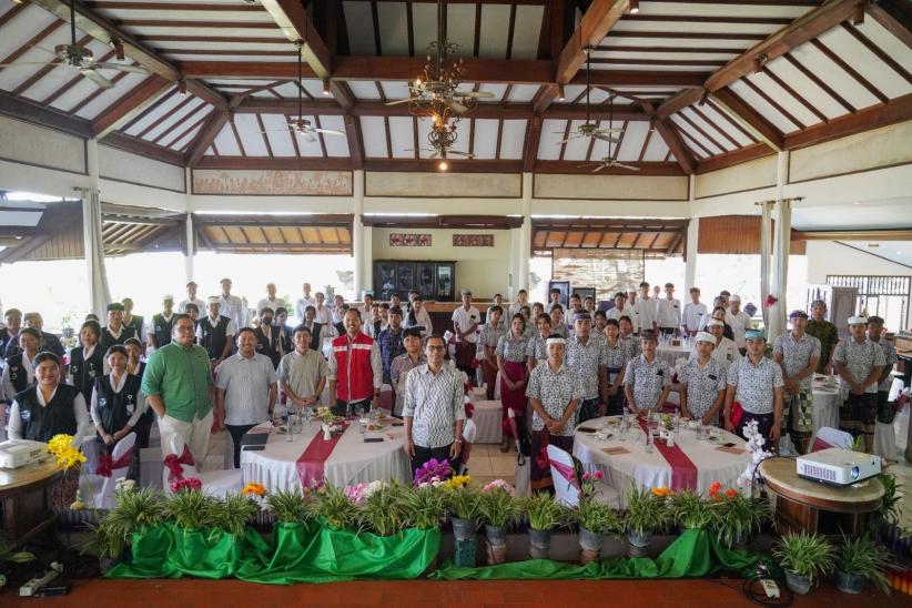     Pelajar di Karangasem Dapat Pembekalan Etika Bermedia dan Pemanfaatan AI - Bagian 3