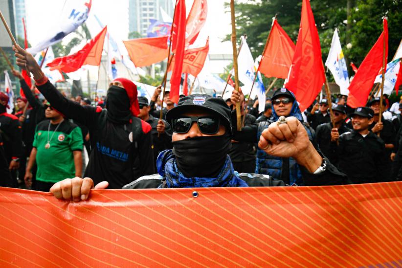 Buruh Desak Pemerintah Cabut Permenaker Tentang Outsourcing - Bagian 3