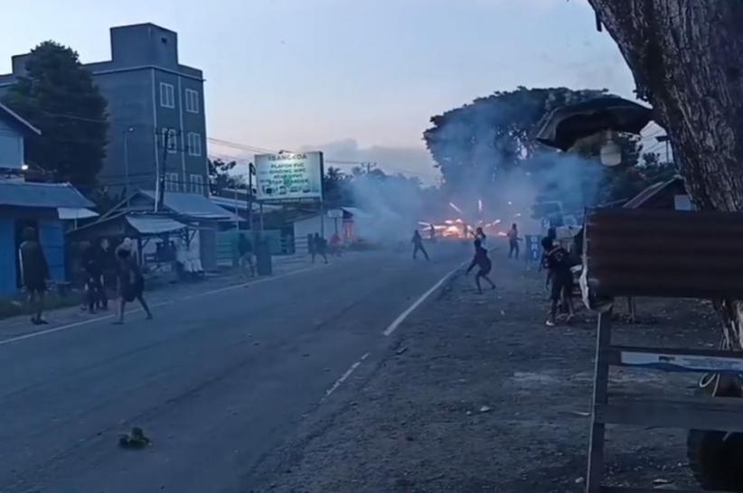 Bentrok Warga di Palopo Pecah Lagi, Jalan Trans Sulawesi Sempat Lumpuh