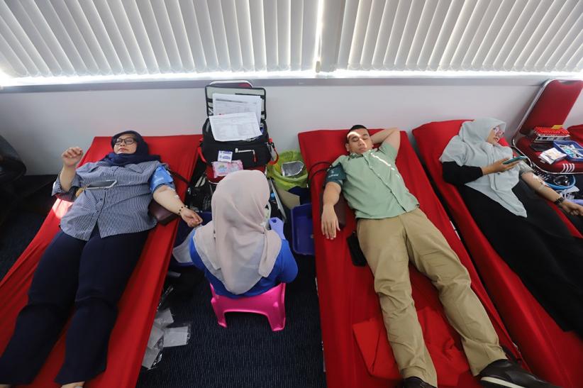 Aksi Donor Darah Wujud Kepedulian di Hari Palang Merah Internasional - Bagian 5