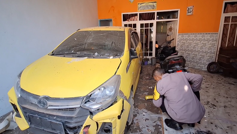 Rumah Warga Probolinggo Dilempar Bahan Peledak oleh OTK, Mobil dan Bangunan Rusak