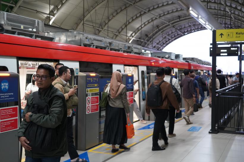     KAI Optimalkan Operasional LRT Jabodebek Selama Libur Panjang Mei 2026 - Bagian 3
