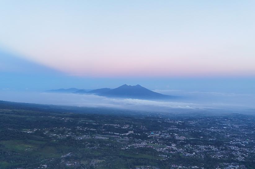 Melihat Panorama Gunung Gede - Pangrango dari Puncak Pass Bogor - Bagian 1