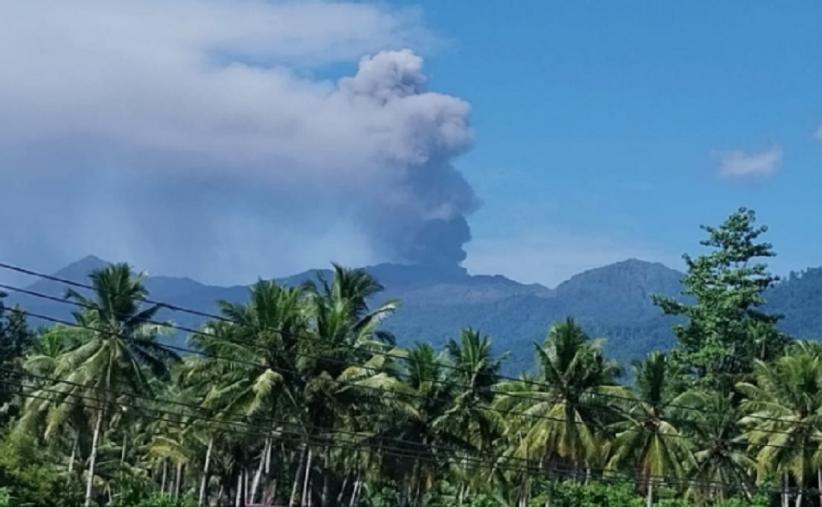 Gunung Dukono di Halmahera Utara 2 Kali Meletus Pagi Ini, Semburkan Abu Vulkanik