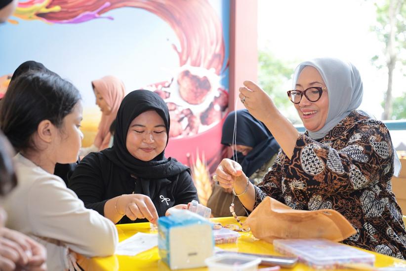 Ribuan Anak Diajak Wujudkan Warna Masa Depan Lewat Ajang Kreativitas - Bagian 3