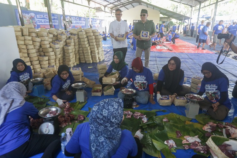 29 Ekor Sapi Kurban Dipotong untuk 3.000 Penerima Manfaat - Bagian 1