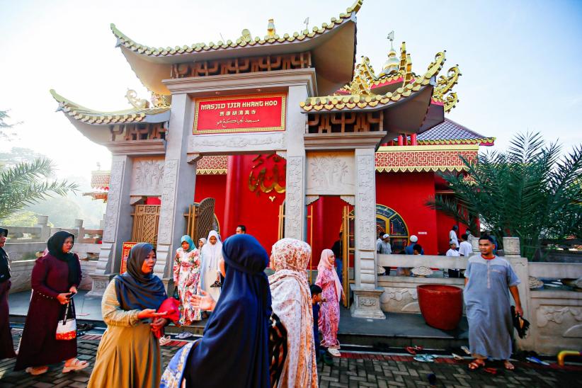 Salat Iduladha di Masjid Bergaya Tionghoa Jadi Simbol Toleransi - Bagian 2
