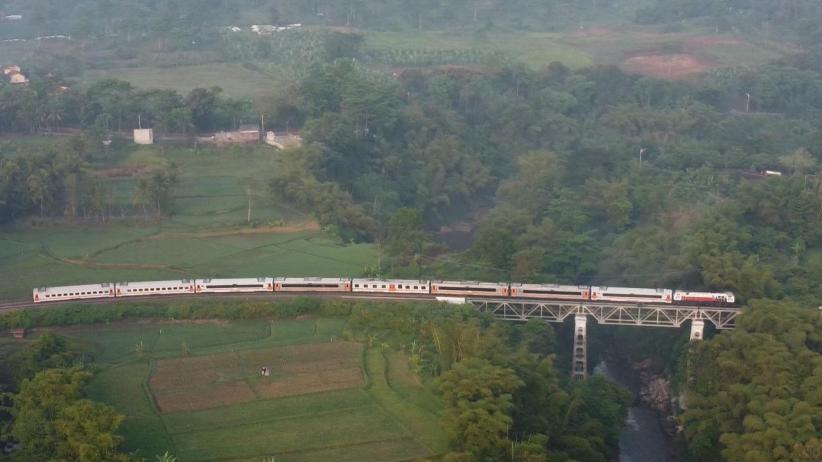 KA Cikuray Layani Lebih dari 2,2 Juta Penumpang, Perkuat Konektivitas Garut-Jakarta - Bagian 1
