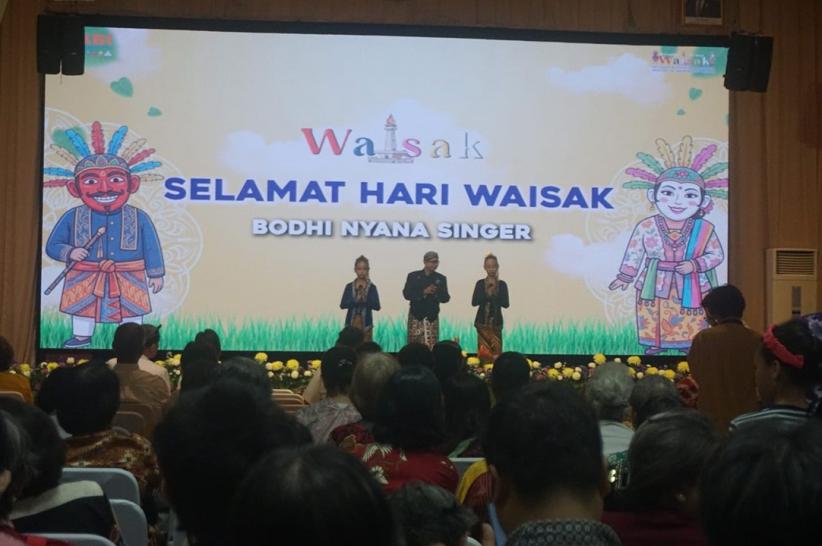 Waisak bersama Majelis Buddhayana Indonesia Jakarta Tebarkan Semangat Cinta dan Perdamaian - Bagian 5