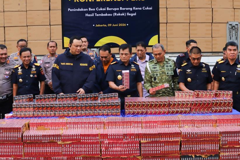 Bea Cukai Sita 8,9 Juta Batang Rokok Ilegal, Potensi Kerugian Negara Rp8,66 Miliar - Bagian 2