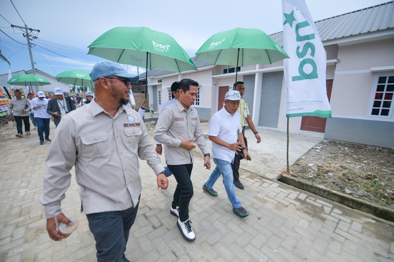 Tancap Gas, Bank BSN Akad Massal KPR 6.000 Rumah Subsidi Serentak di Seluruh Indonesia - Bagian 2
