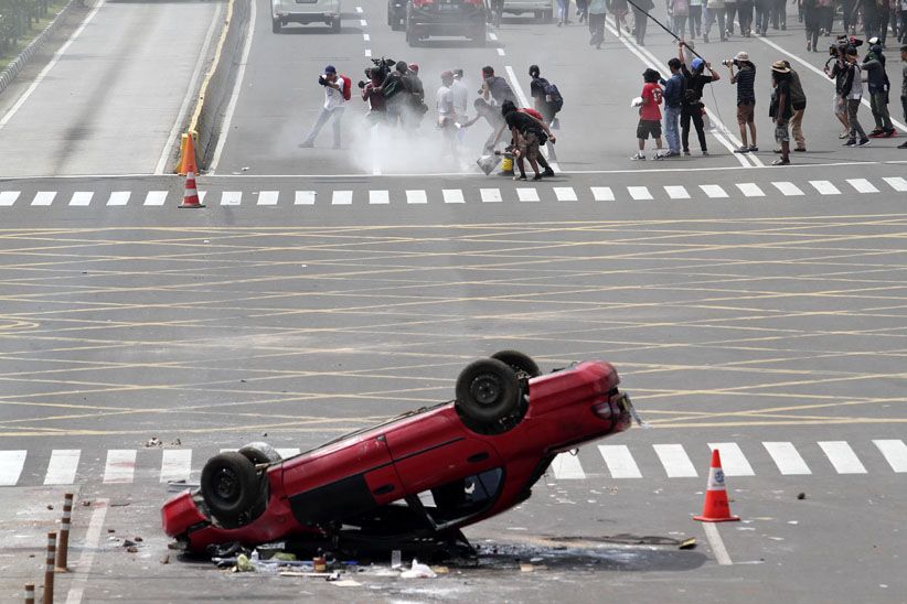Ada Syuting ^Bom Thamrin^, Lalu Lintas Dialihkan - Bagian 1