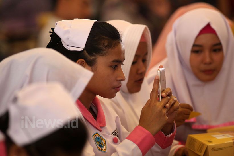 Ratusan Mahasiswa Surabaya Deklarasi Melawan Hoaks - Bagian 5