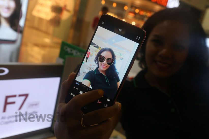 Oppo F7 Siap Diluncurkan di Pasar Ponsel Indonesia - Bagian 5