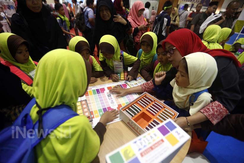 Ribuan Pengunjung Padati Islamic Book Fair 2018 - Bagian 6