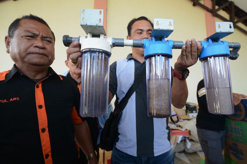 Polda Sulteng Gerebek Pabrik Pembuatan Miras Tradisional - Bagian 1