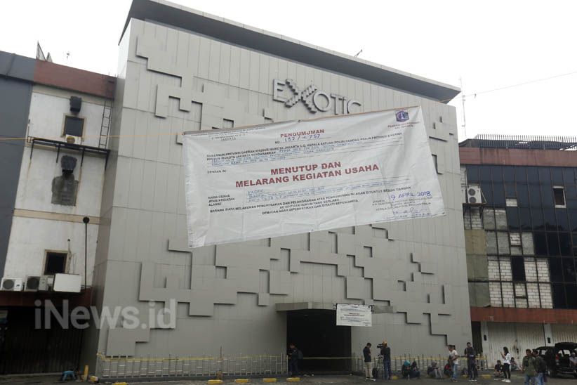 Diskotek Exotic Disegel Sat Pol PP Pemprov DKI Jakarta - Bagian 1