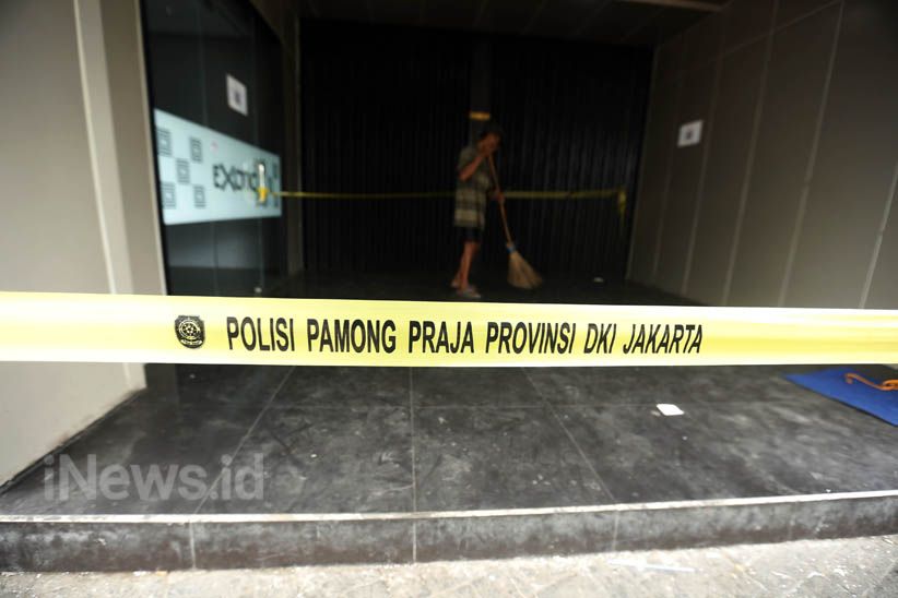 Diskotek Exotic Disegel Sat Pol PP Pemprov DKI Jakarta - Bagian 3