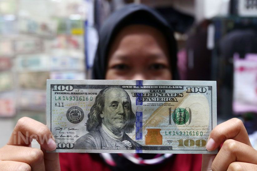Terburuk Sejak 2016, Nilai Tukar Dolar terhadap Rupiah Nyaris 14.000 - Bagian 6